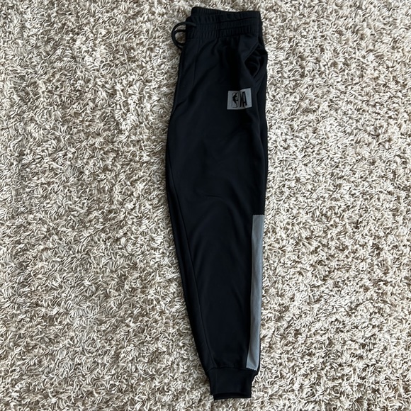 NBA Joggers Size Men’s Small - Picture 8 of 10